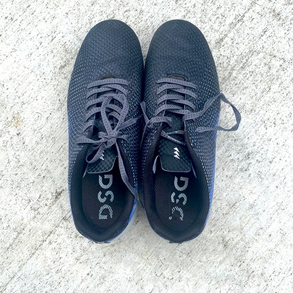 DSG soccer cleats, size 5 youth